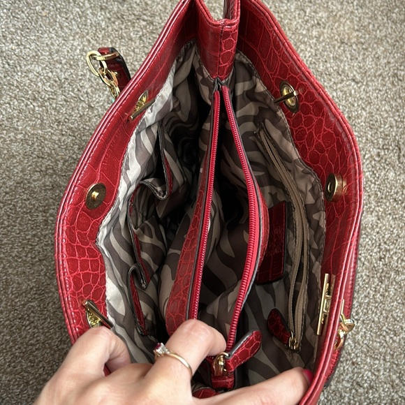 Red Purse - Picture 3 of 3